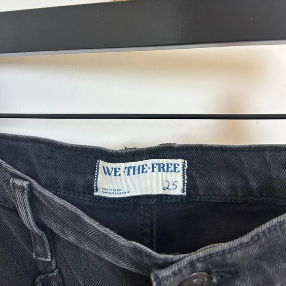 FREE PEOPLE Beacon Mid-Rise Slim Crop Jeans in Black Quartz Size US 25 - Picture 5 of 11